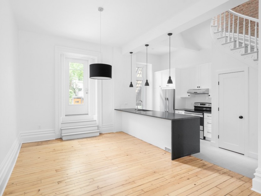 1839 Rue Baile Photo 1