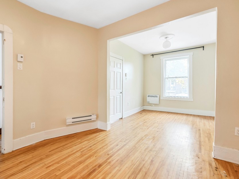 5579 4e Avenue Photo 4