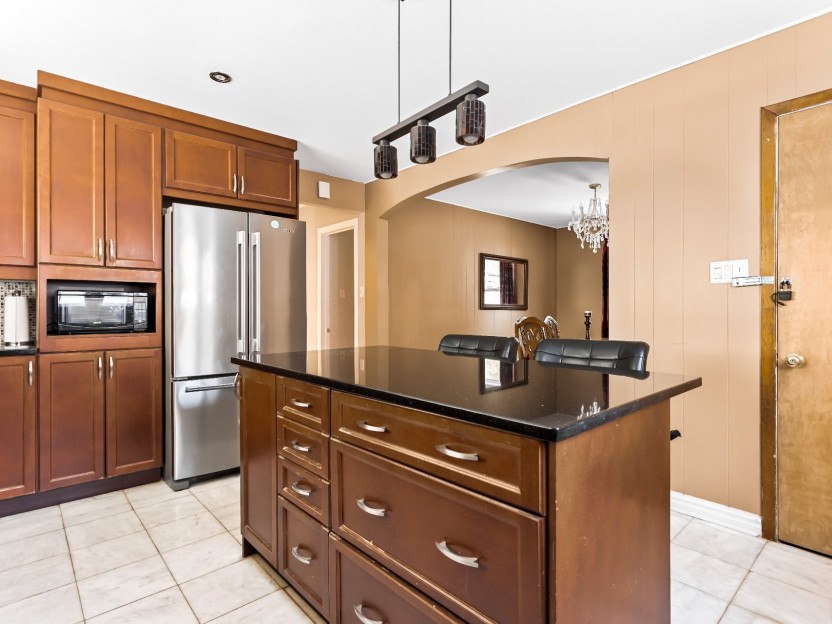 5535 Boul. Lavoisier Photo 6