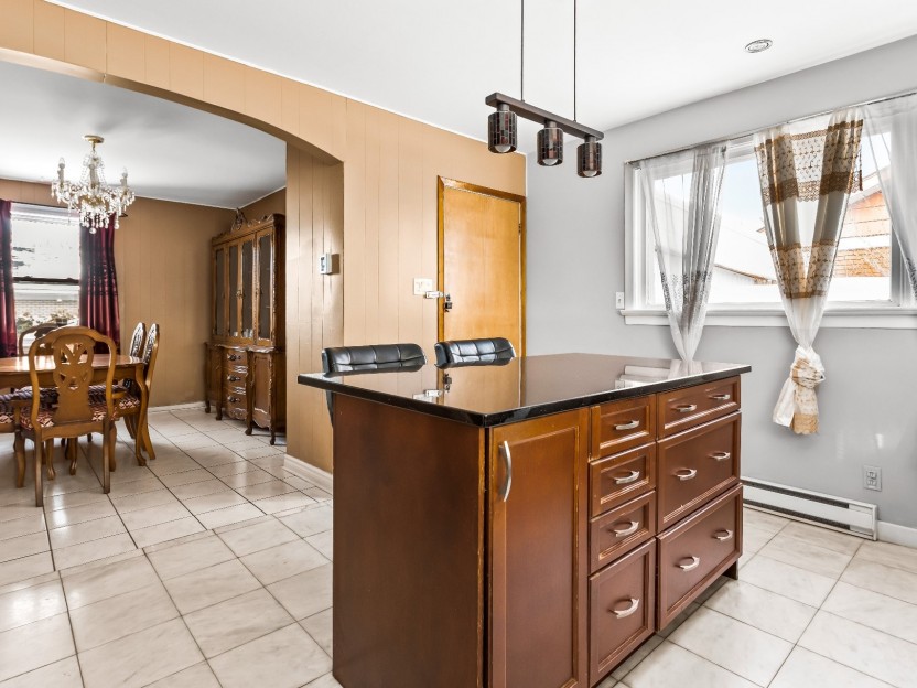 5535 Boul. Lavoisier Photo 7