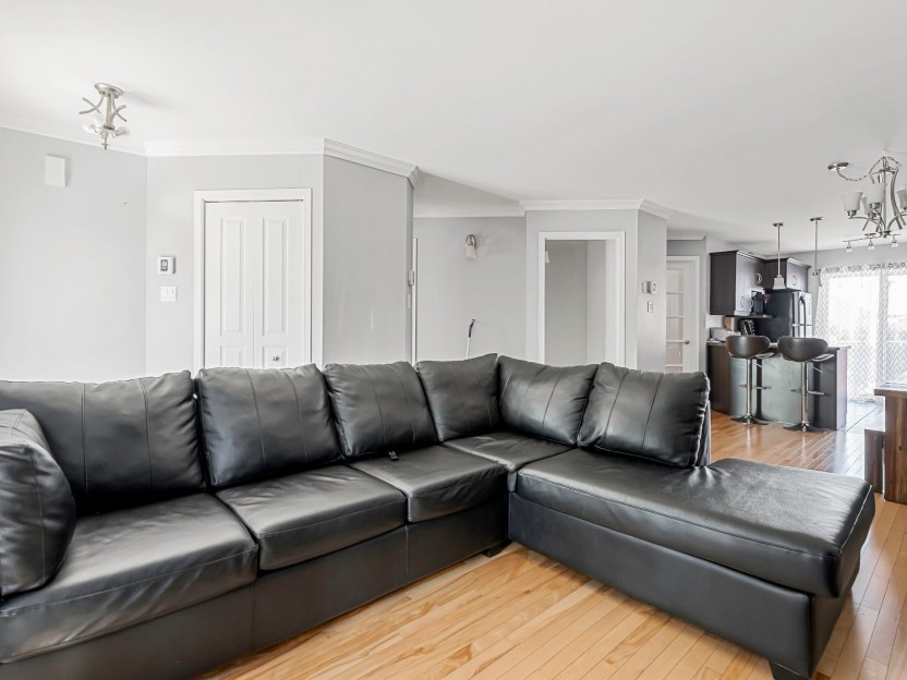 72 Rue Desparois Photo 3