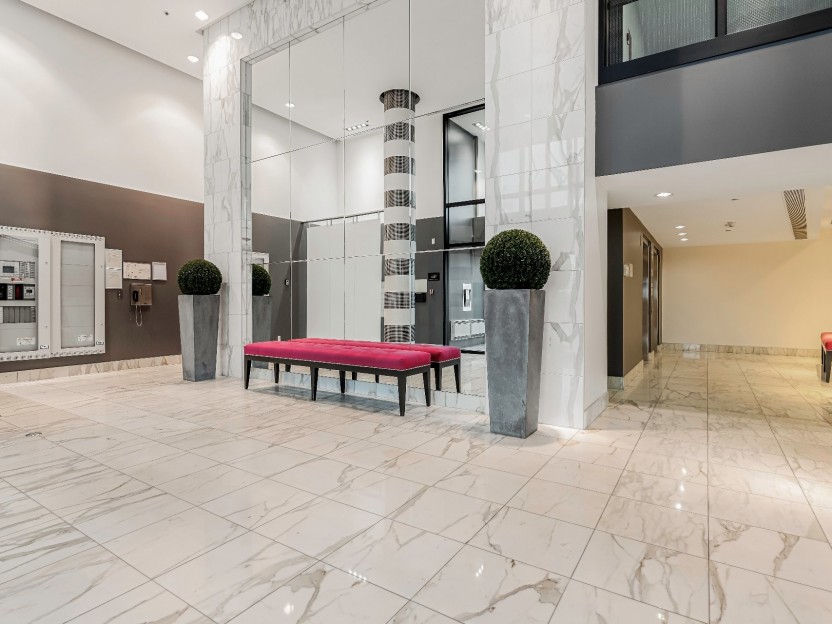 801 Rue de la Commune E. Photo 3