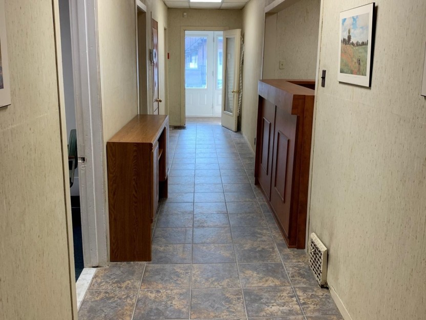 240 10e Avenue Photo 2