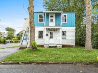 40-42 Rue Lavigne (Ste-Geneviève) Photo 1
