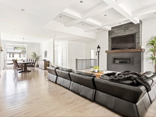2427 Rue du Cocher Photo 5