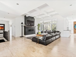 2427 Rue du Cocher Photo 9