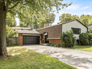 416 Montrose Drive Photo 1