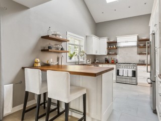 275 Alice-Carrière Street Photo 9