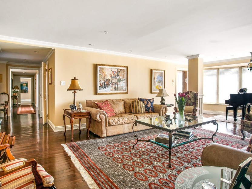 4700 Rue Ste-Catherine O. Photo 3