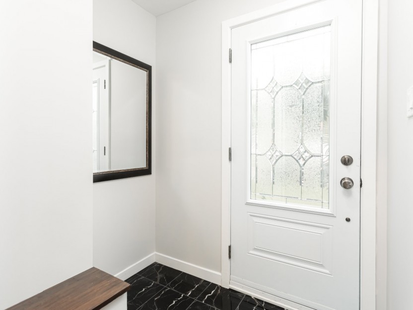 221 Av. Clément Photo 3