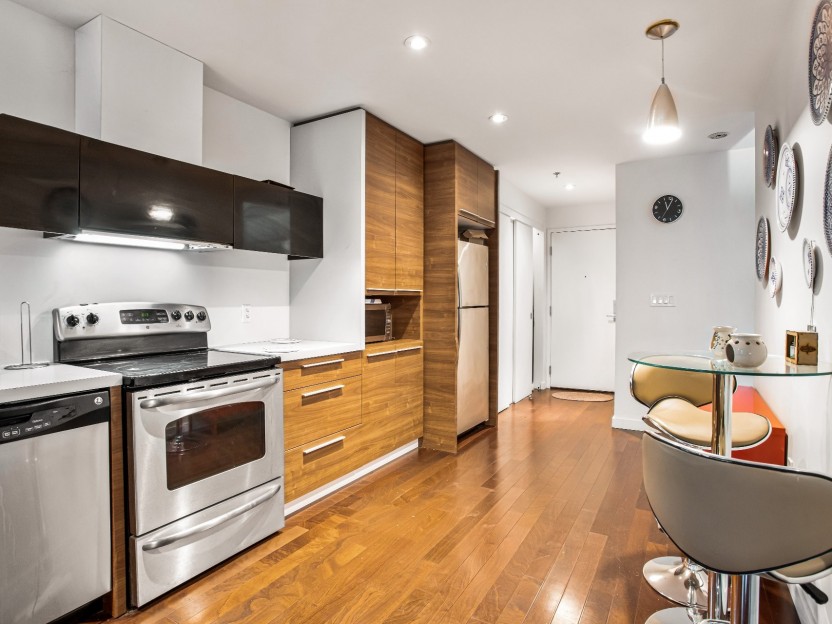 90 Rue Prince Photo 4