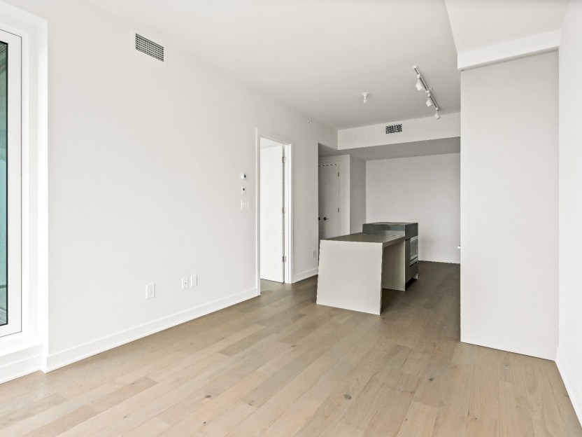 1188 Rue St-Antoine O. Photo 9