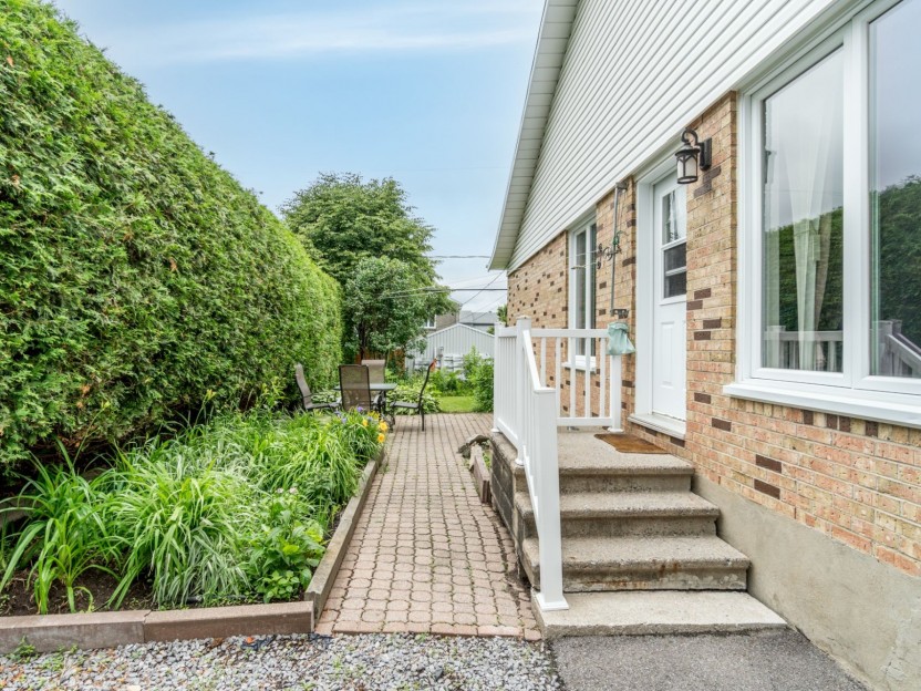 155 Rue St-Jules Photo 3