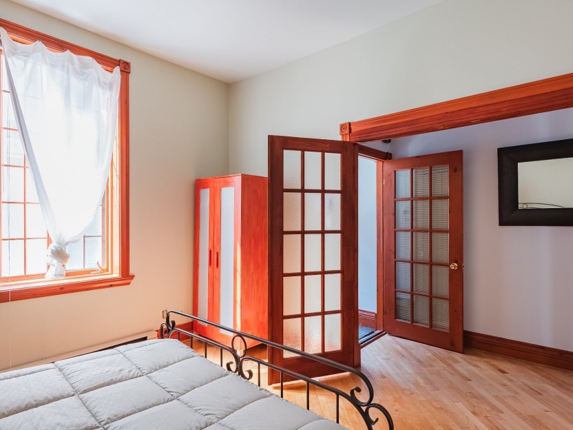 1243-1245 Av. de l'Hôtel-de-Ville Photo 9