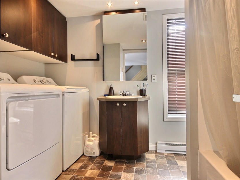 915 Av. Jacques Photo 4