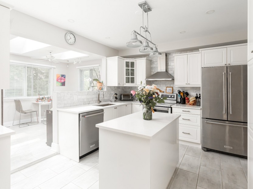 5608 Av. Mcalear Photo 4
