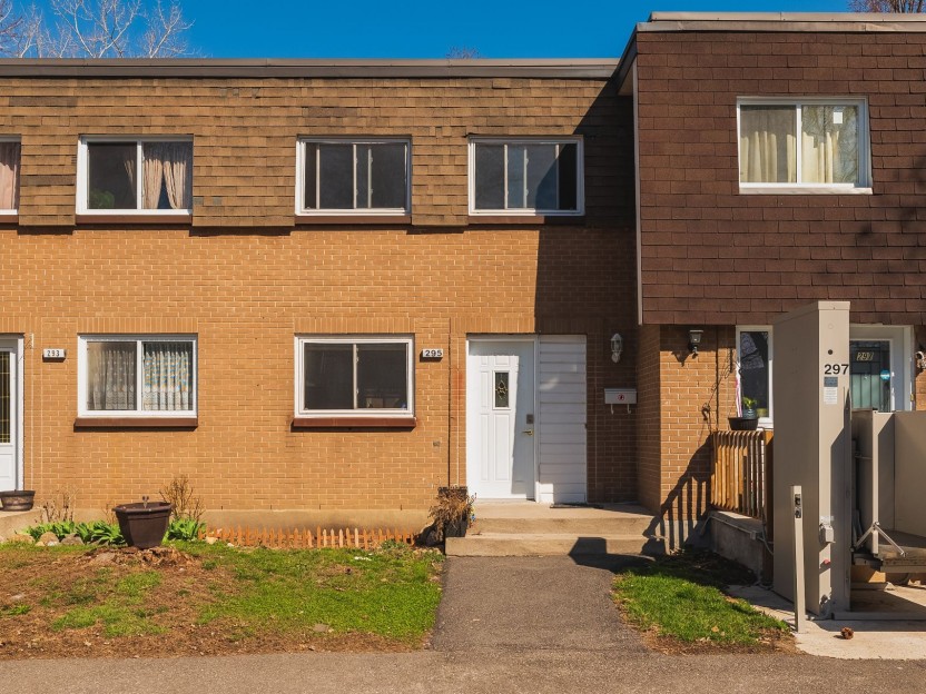 295 Rue Andras Photo 1