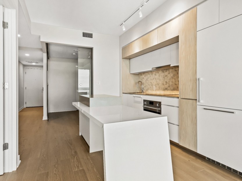 1188 Rue St-Antoine O. Photo 5