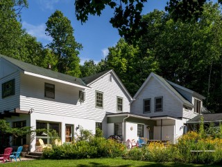 829 Ch. du Lac-Meech Photo 1
