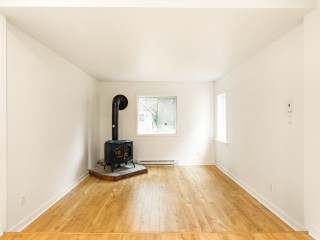 87 Rue Pine Photo 3