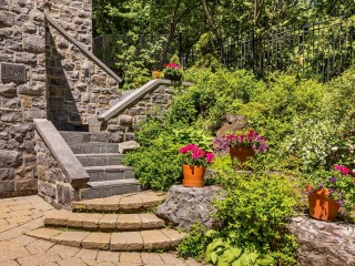 1265 Rue Redpath-Crescent Photo 7