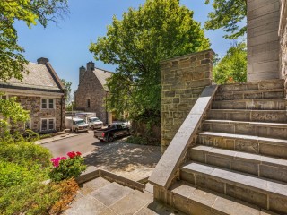 1265 Rue Redpath-Crescent Photo 8