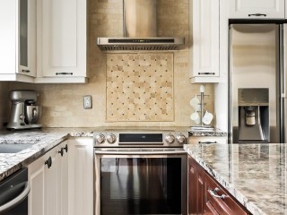 4499 Av. du Château-Pierrefonds Photo 1