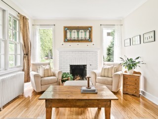 14 Av. Bayview Photo 1
