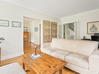 14 Av. Bayview Photo 3