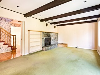 303 Av. Berkshire Photo 4