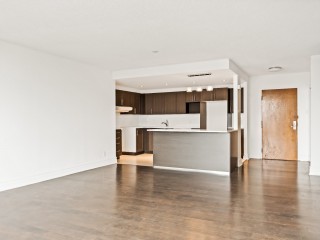 11015 Boul. Cavendish Photo 3