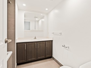 11015 Boul. Cavendish Photo 7