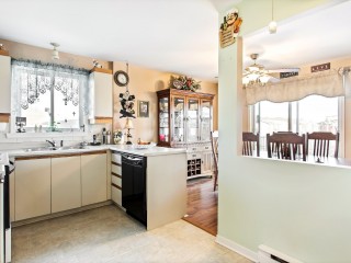 14605 Boul. de Pierrefonds Photo 7