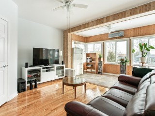 460 44e Avenue Photo 2